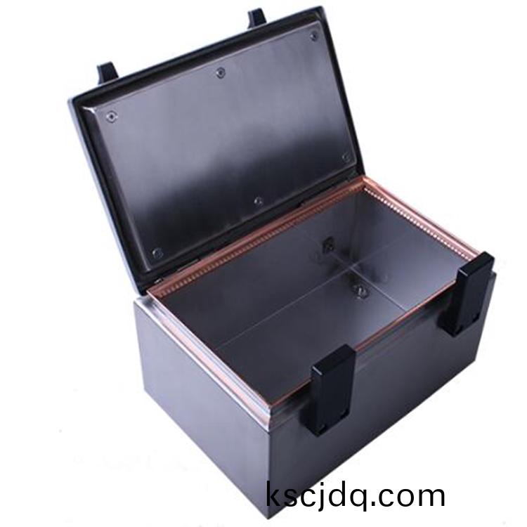 通訊(xun)行業客(ke)戶(hu)分(fen)亯案例(li)-機箱機櫃專(zhuan)用簧片